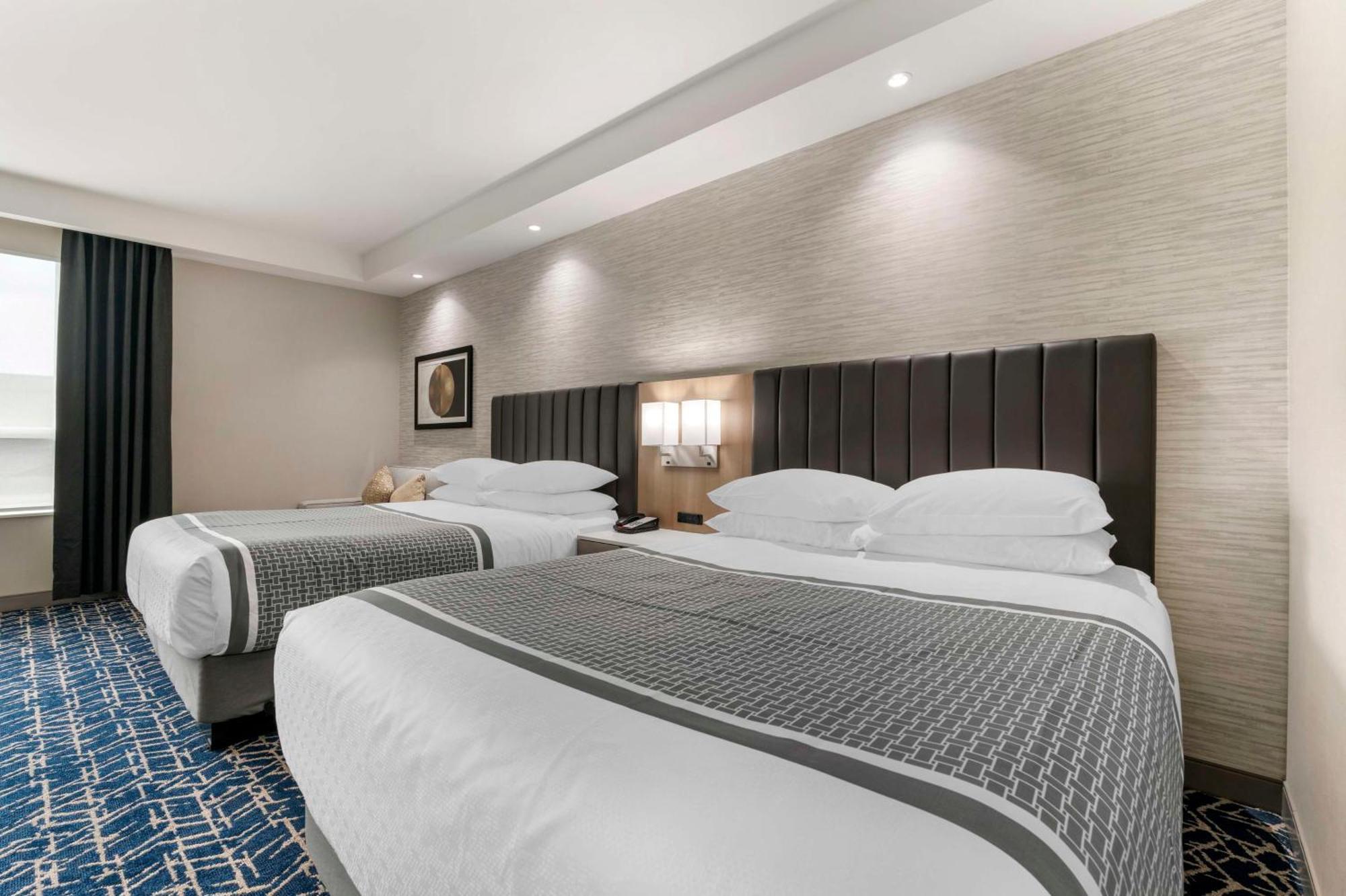 Best Western Premier Route 97 Vernon Exterior photo