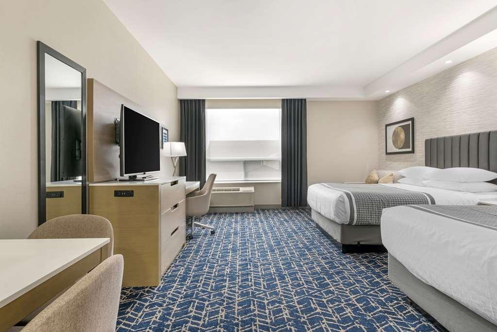 Best Western Premier Route 97 Vernon Room photo